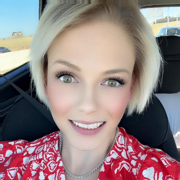 loribess9774
